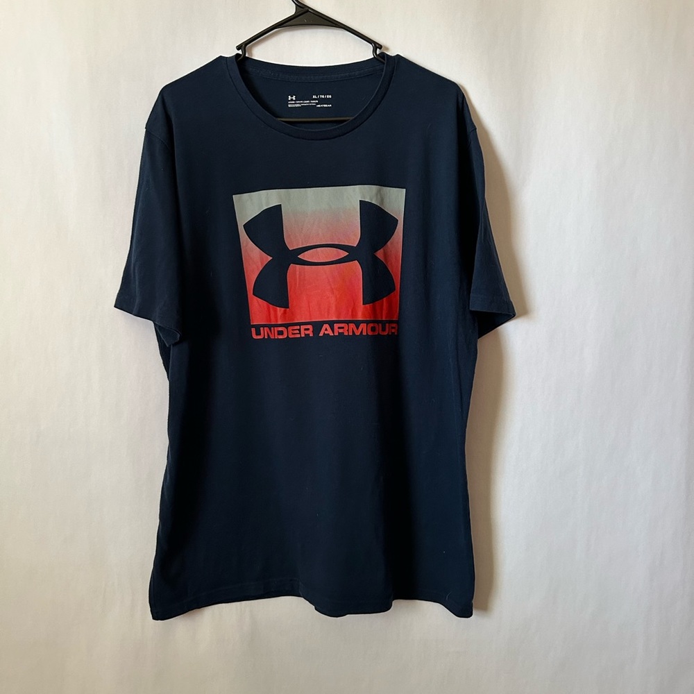 2/$15!!! Men’s Under Armour Shirt Size XL/TG